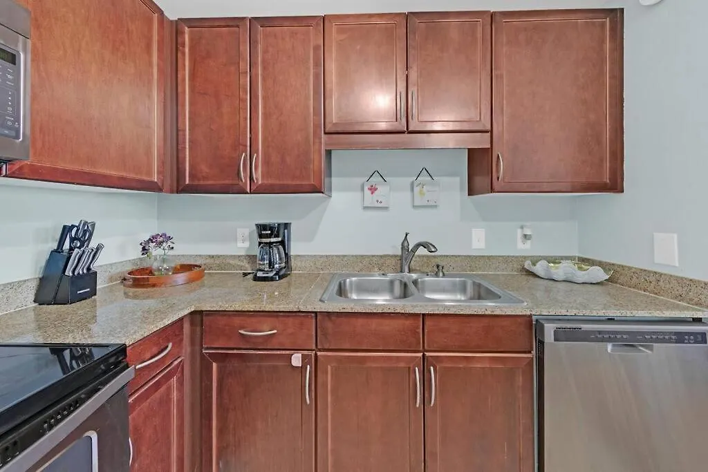 Gulfview Condo #1809 At Laketown Wharf Panama City Beach